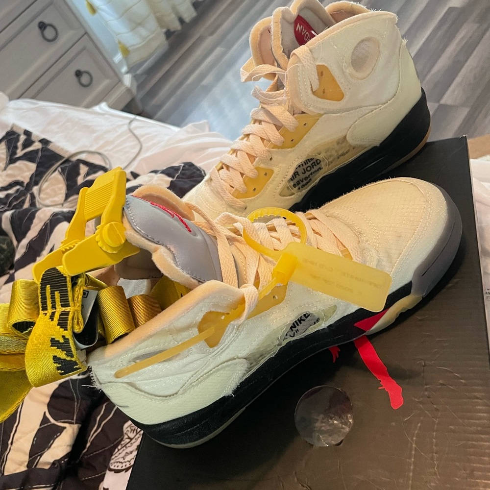 Off white Jordan